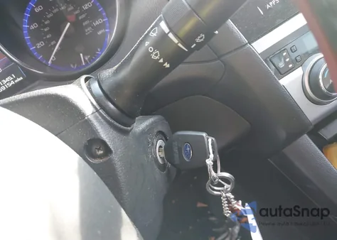 2015 Subaru Legacy 2.5I Limited из США, поврежденный, VIN 4S3BNAJ66F3027651